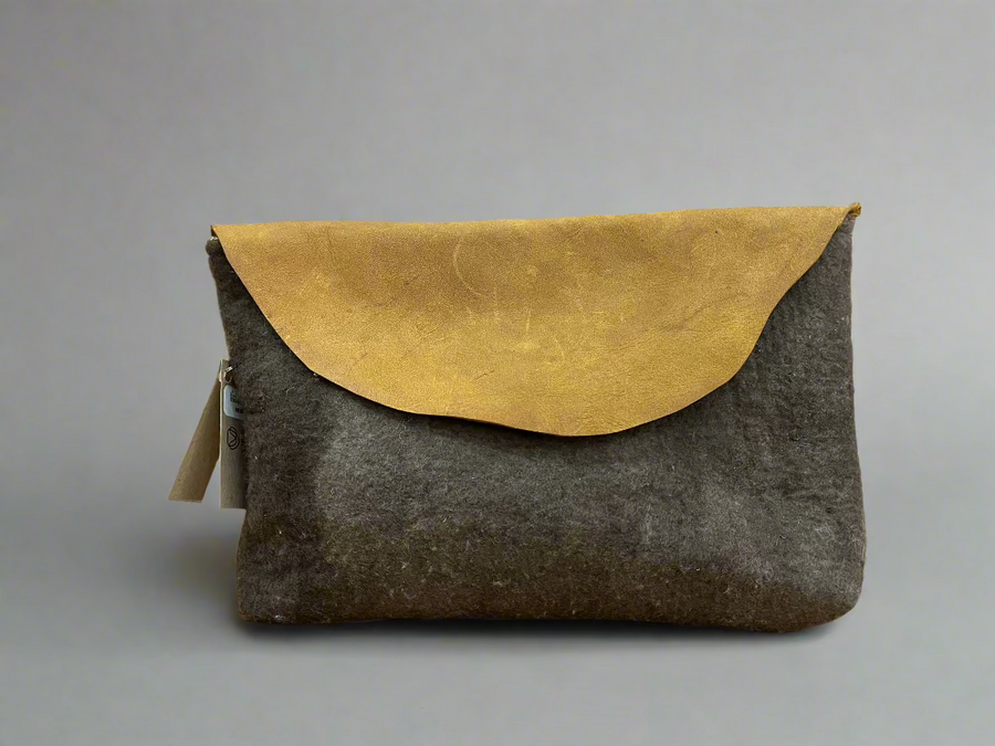 Wool Wise: Clutch Bag