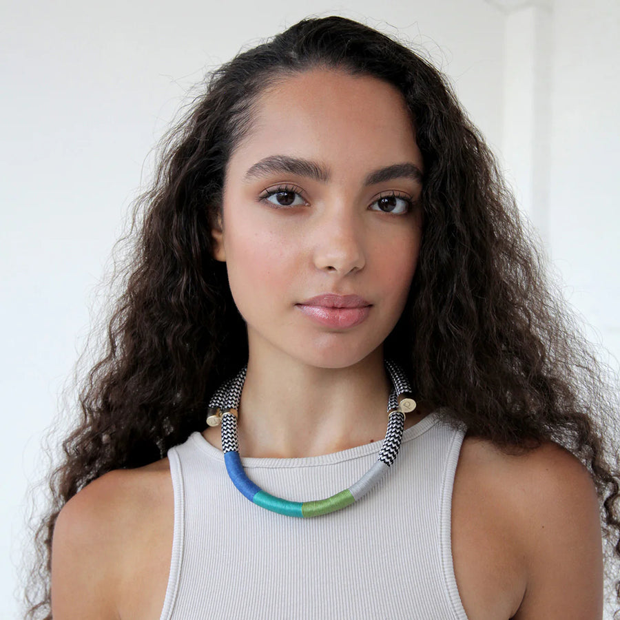 Pichulik: Wrap Necklace